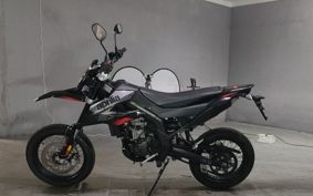 APRILIA SX 125 ..