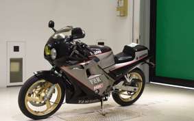 YAMAHA FZR250 2KR