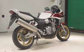 HONDA CB1300SB SUPER BOLDOR A 2006 SC54