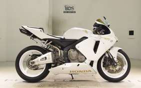 HONDA CBR600RR GEN 2 2006 PC37
