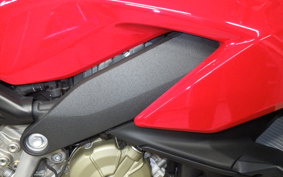 DUCATI STREETFIGHTER V4 S 2022