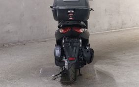YAMAHA N-MAX 155 SG56