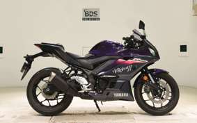 YAMAHA YZF-R25 A 2023 RG74J