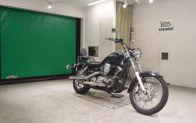 YAMAHA DRAGSTAR 250 2002 VG02J