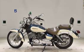 YAMAHA DRAGSTAR 250 2000 VG05J