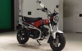HONDA DAX 125 2015 JB04