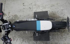 BMW CE02