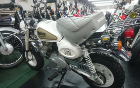HONDA MONKEY WHITESPL Z50J
