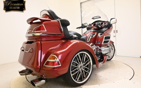 HONDA GL 1800 GOLD WING  TRIKE 2002