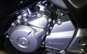 SUZUKI GSR250F 2011