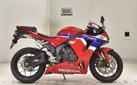 HONDA CBR600RR 2024 PC40