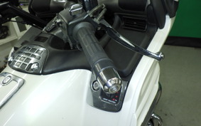 HONDA GL 1800 GOLD WING 2001 SC47