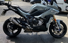 BMW S1000XR 2021 0E41