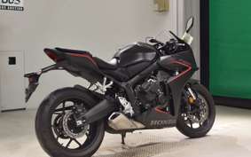 HONDA CB650R E-Clutch 2025 RH17