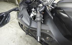 KAWASAKI ZX 10 NINJA R 2015