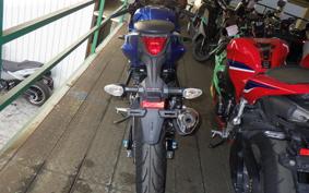 SUZUKI GSX-R150