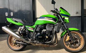 KAWASAKI ZRX1200 DAEG 2015 ZRT20D
