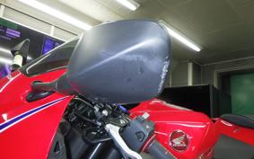 HONDA CBR600RR 2025 PC40