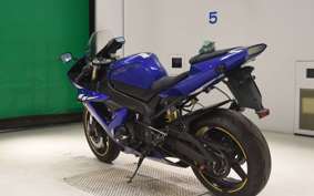 YAMAHA YZF-R1 2004