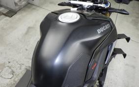 DUCATI STREETFIGHTER V4 S 2021