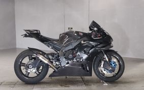 HONDA CBR1000RR R SC82