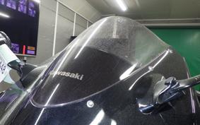 KAWASAKI ZZ1400 NINJA R A 2011