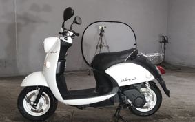 YAMAHA E-VINO SY11J