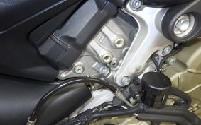 DUCATI STREETFIGHTER V4 S 2021