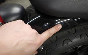 TRIUMPH STREET TWIN 2022