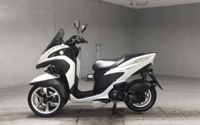 YAMAHA TRICITY 125 SE82J