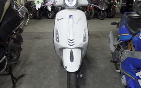 VESPA PRIMAVERA125