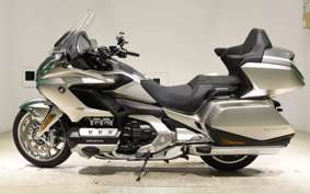 HONDA GL 1800 GOLD WING TOUR DCT SC79
