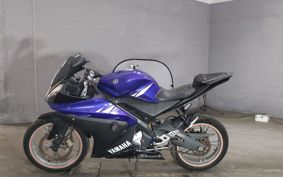 YAMAHA YZF-R125 RE06