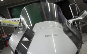 HONDA VFR1200F 2010 SC63