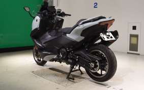 YAMAHA T-MAX 560 2025 SJ21J