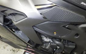 KAWASAKI ZX-25R