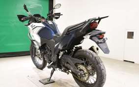 KAWASAKI VERSYS X250Aﾂｱﾗｰ 2024 LE250D
