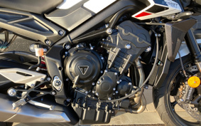 TRIUMPH STREET TRIPLE R 2024 HDA604
