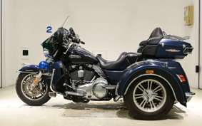HARLEY FLHTCUTG TRIKE 2014