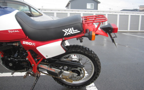 HONDA XL250R PARIS-DAKAR MD03
