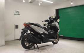 HONDA FORZA 250 2015 MF17