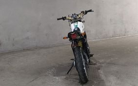 YAMAHA SEROW 225 1KH