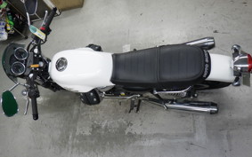 MOTO GUZZI V7 STONE 2015