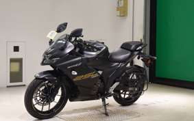 SUZUKI GIXXER 250 SF