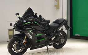 KAWASAKI NINJA H2 SX 2018 ZXT02P