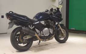 SUZUKI BANDIT 1200 S 2003 GV77A
