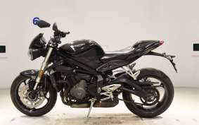 TRIUMPH STREET TRIPLE S 2018