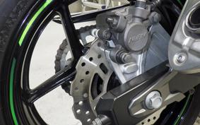 KAWASAKI Z800 2013