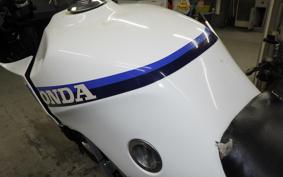 HONDA VT250FE MC08