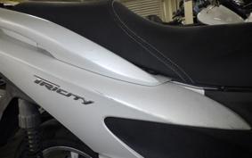 YAMAHA TRICITY 125 SE82J